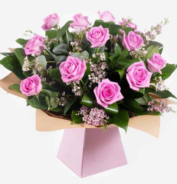 Dozen pink roses
