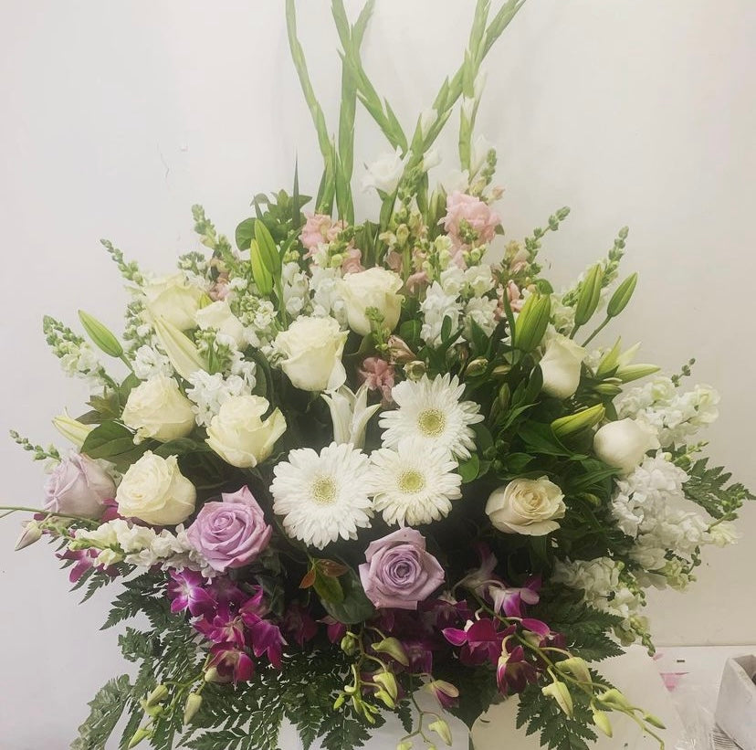 Extra Large Florist Choice Pastel Arrangement